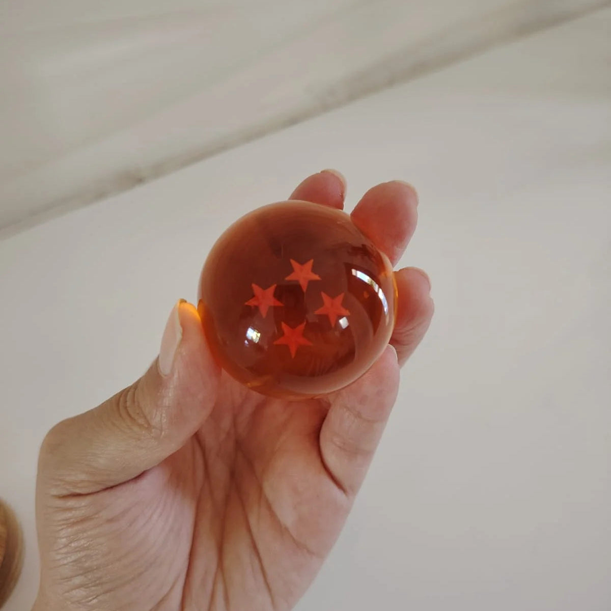 Lámpara Decorativa – Esfera de 4 Estrellas de Dragon Ball (4,3 cm)