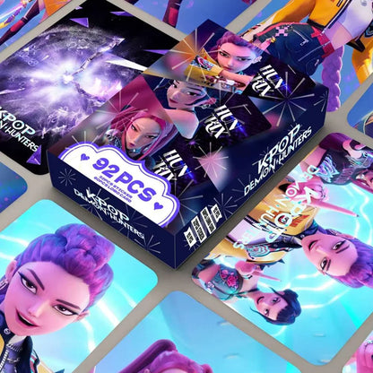 Caja de Cartas K-Pop Demon Hunters – Huntrix & Saja Boys (92 piezas)