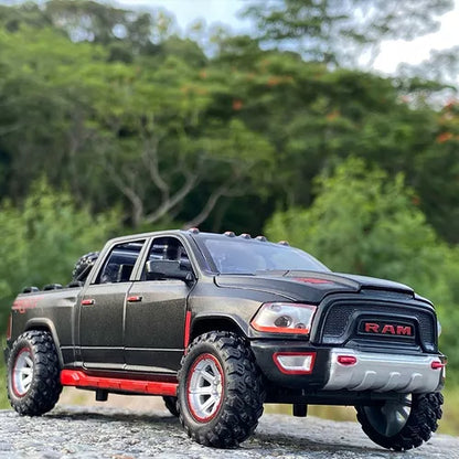 Camioneta Dodge RAM 1:32 – Camioneta de Aleación con Luces y Sonido