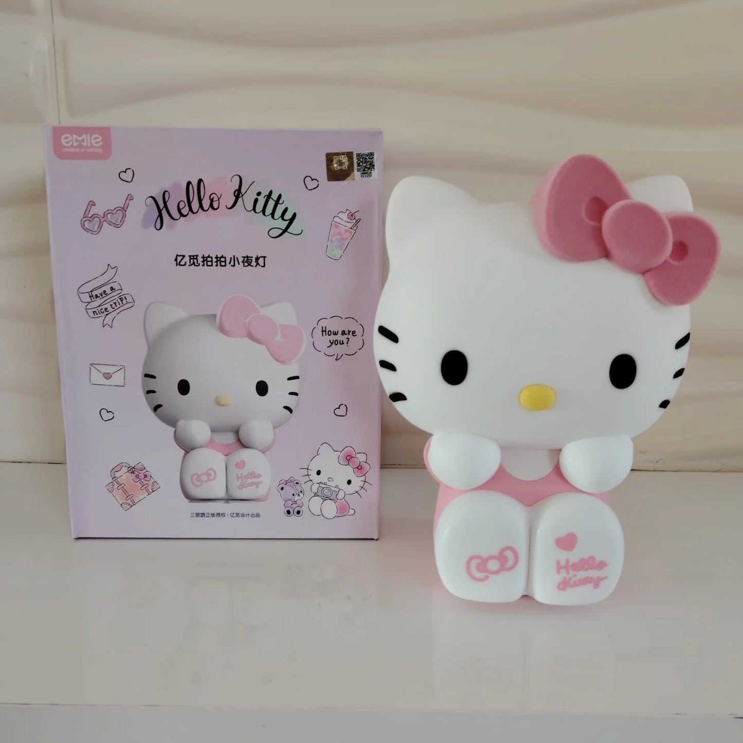 Lámpara de Hello Kitty Recargable - Sanrio + ENVIO GRATIS