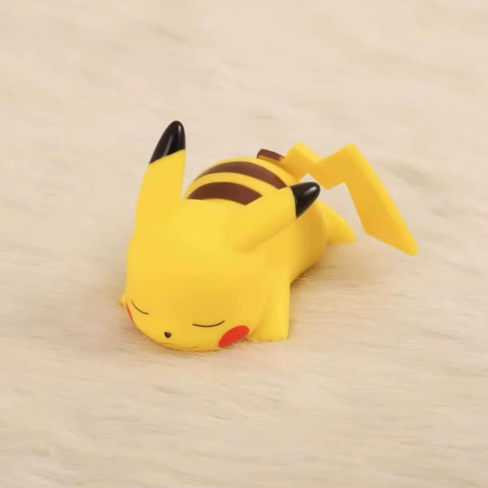 Lámpara nocturna de Pikachu en adorables poses durmiendo