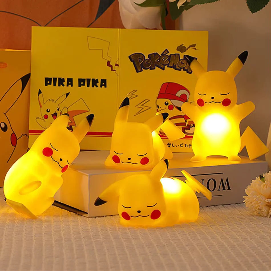 Lámpara nocturna de Pikachu en adorables poses durmiendo