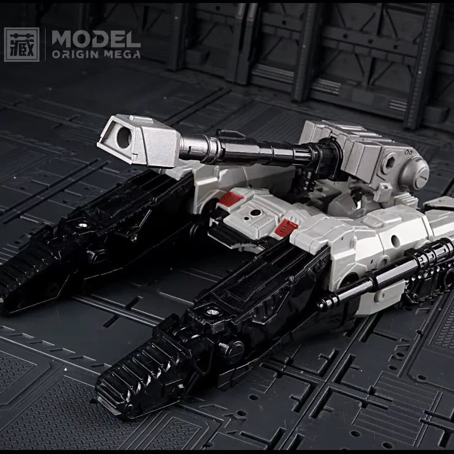 JINKE JK13 Megatank – Figura de Acción Transformable de 18 cm (Megatron)